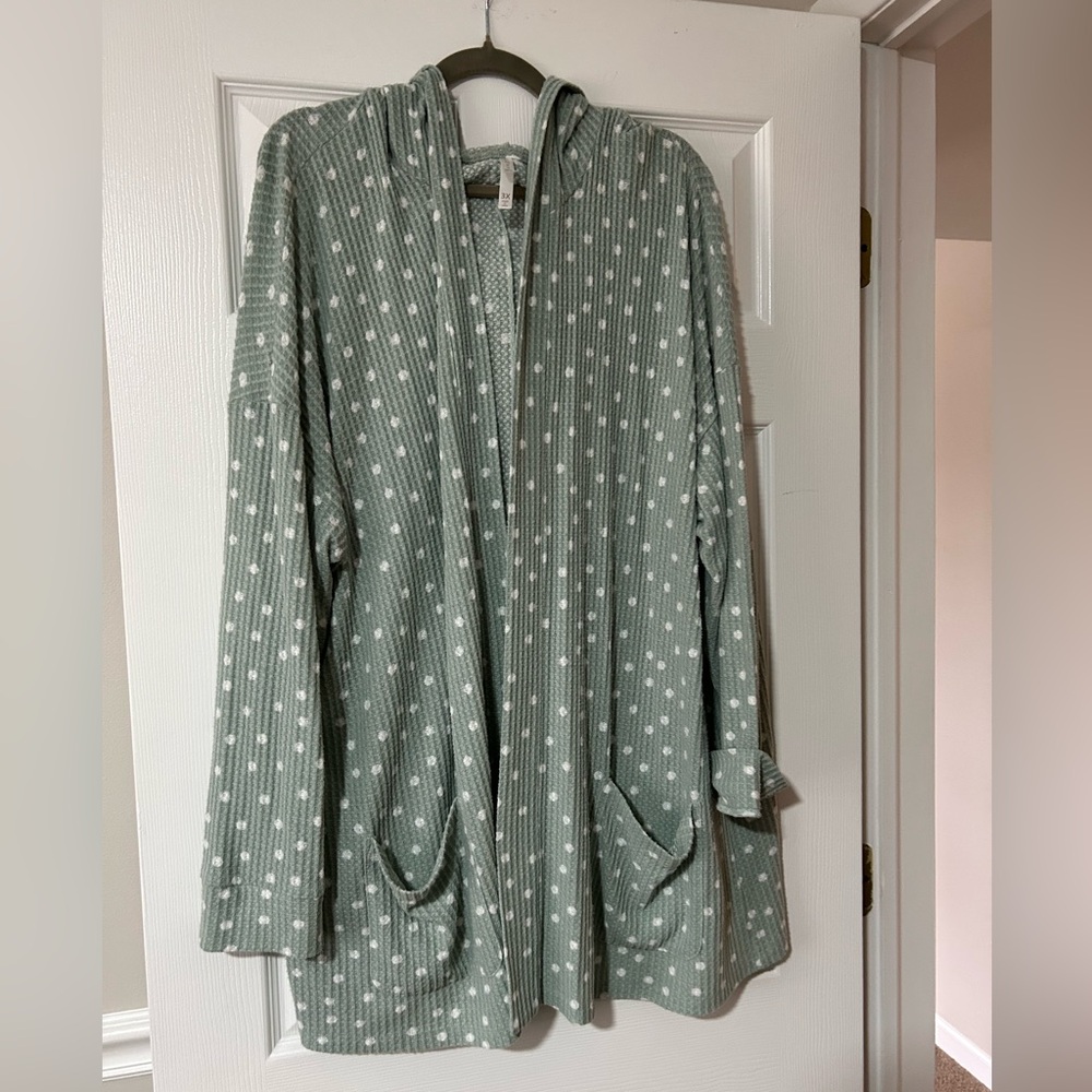 LuLaRoe Sage green with polka dots 3x Open-Front Mackenzie Cardigan